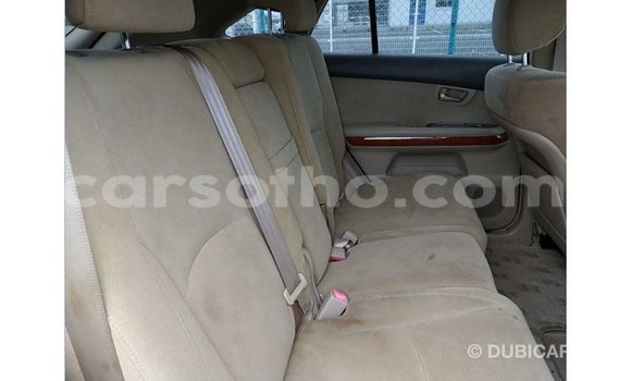 Acheter Import Voiture Toyota Harrier Blanc à Import - Dubai, Maseru Acheter Import Voiture Toyota Harrier Blanc à Import - Dubai, Maseru