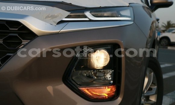 Sayi Imported Hyundai Santa Fe Brown Mota in Import - Dubai a Maseru Sayi Imported Hyundai Santa Fe Brown Mota in Import - Dubai a Maseru