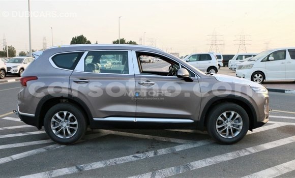 Sayi Imported Hyundai Santa Fe Brown Mota in Import - Dubai a Maseru Sayi Imported Hyundai Santa Fe Brown Mota in Import - Dubai a Maseru