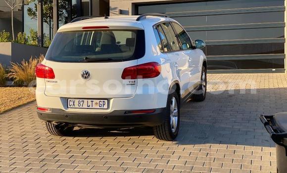 Acheter Occasion Voiture Volkswagen Tiguan Blanc à Maseru, Maseru Acheter Occasion Voiture Volkswagen Tiguan Blanc à Maseru, Maseru