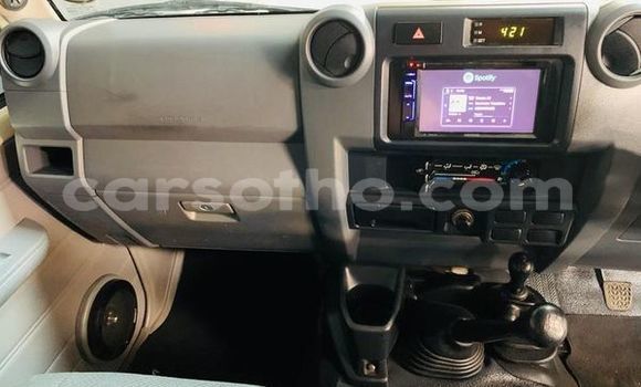 Acheter Occasion Voiture Toyota Land Cruiser Vert à Maputsoa, Leribe Acheter Occasion Voiture Toyota Land Cruiser Vert à Maputsoa, Leribe