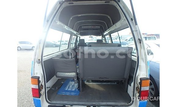 اشتري Imported Nissan Caravan White سيارة في Import - Dubai في Maseru اشتري Imported Nissan Caravan White سيارة في Import - Dubai في Maseru