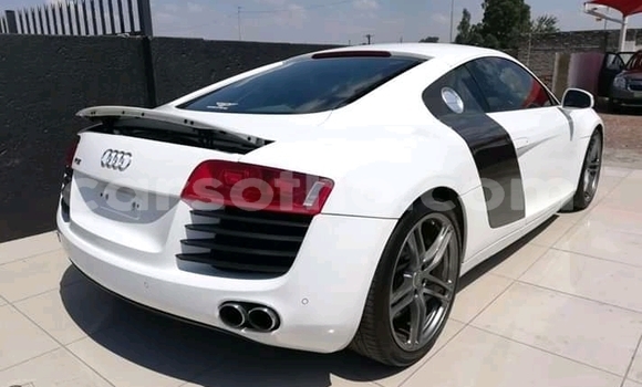 اشتري مستعمل Audi R8 White سيارة في Maseru في Maseru اشتري مستعمل Audi R8 White سيارة في Maseru في Maseru