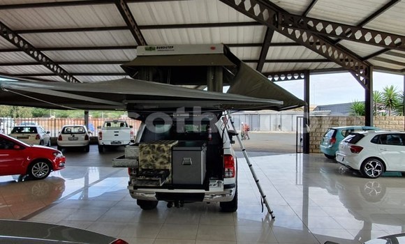 Buy Used Toyota Hilux White Car in Maseru in Maseru Buy Used Toyota Hilux White Car in Maseru in Maseru