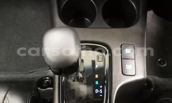 Buy Used Toyota Hilux White Car in Maseru in Maseru Buy Used Toyota Hilux White Car in Maseru in Maseru