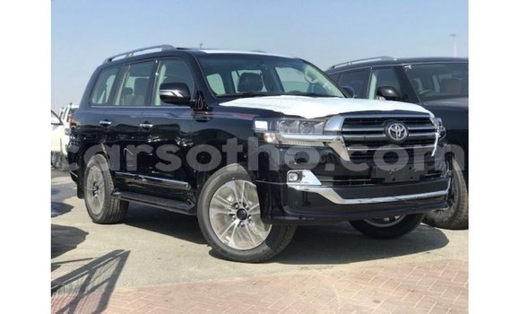 Buy Import Toyota Land Cruiser Black Car in Import - Dubai in Maseru Buy Import Toyota Land Cruiser Black Car in Import - Dubai in Maseru