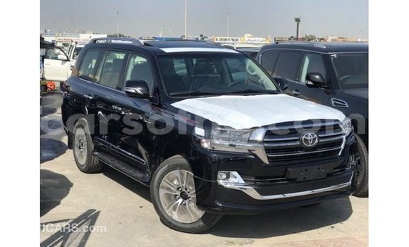 Buy Import Toyota Land Cruiser Black Car in Import - Dubai in Maseru Buy Import Toyota Land Cruiser Black Car in Import - Dubai in Maseru