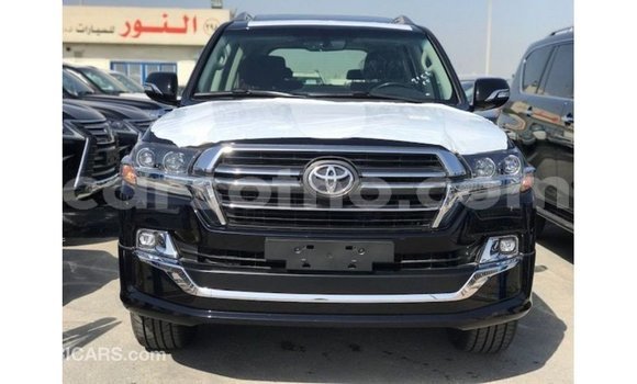 Buy Import Toyota Land Cruiser Black Car in Import - Dubai in Maseru Buy Import Toyota Land Cruiser Black Car in Import - Dubai in Maseru