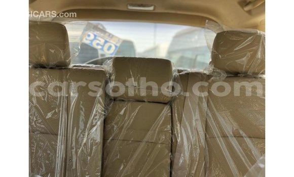 Sayi Imported Toyota Prado White Mota in Import - Dubai a Maseru Sayi Imported Toyota Prado White Mota in Import - Dubai a Maseru
