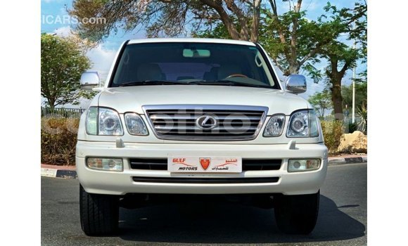 Sayi Imported Lexus LX White Mota in Import - Dubai a Maseru Sayi Imported Lexus LX White Mota in Import - Dubai a Maseru