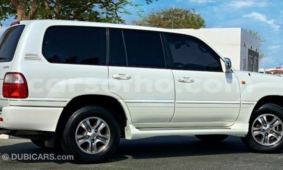 Sayi Imported Lexus LX White Mota in Import - Dubai a Maseru Sayi Imported Lexus LX White Mota in Import - Dubai a Maseru