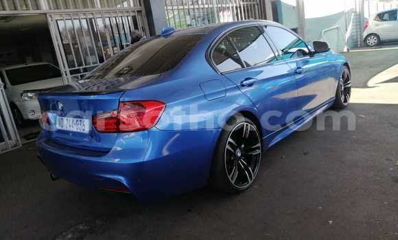 Acheter Occasion Voiture BMW 3–Series Bleu à Butha–Buthe, Thaba-Tseka Acheter Occasion Voiture BMW 3–Series Bleu à Butha–Buthe, Thaba-Tseka