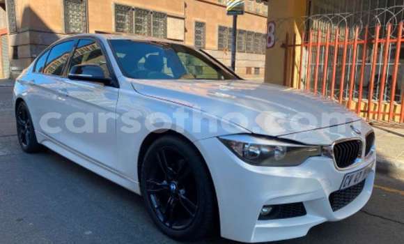 Acheter Occasion Voiture BMW 3–Series Blanc à Butha Buthe, Butha-Buthe Acheter Occasion Voiture BMW 3–Series Blanc à Butha Buthe, Butha-Buthe