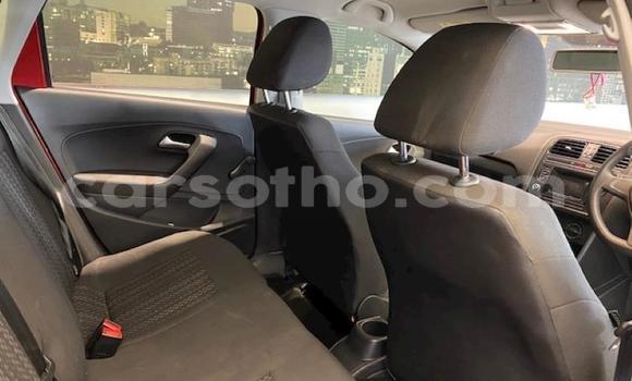 Sayi Na hannu Volkswagen Polo Red Mota in Import - Dubai a Maseru Sayi Na hannu Volkswagen Polo Red Mota in Import - Dubai a Maseru