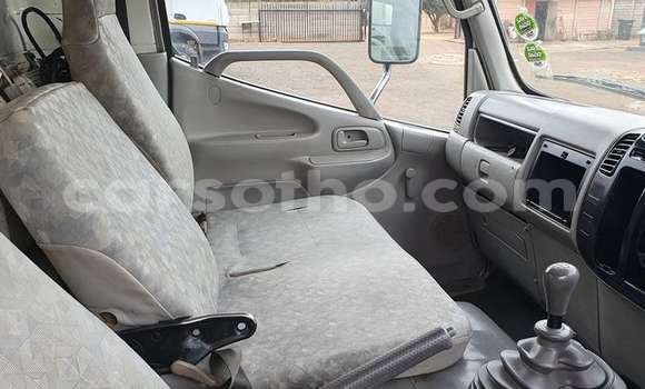 Acheter Occasion Utilitaire Hino 300 Series Blanc à Maseru, Maseru Acheter Occasion Utilitaire Hino 300 Series Blanc à Maseru, Maseru