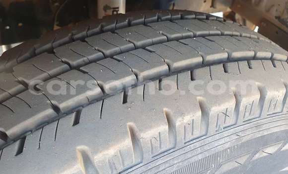 Acheter Occasion Utilitaire Hino 300 Series Blanc à Maseru, Maseru Acheter Occasion Utilitaire Hino 300 Series Blanc à Maseru, Maseru