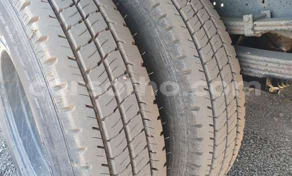 Acheter Occasion Utilitaire Hino 300 Series Blanc à Maseru, Maseru Acheter Occasion Utilitaire Hino 300 Series Blanc à Maseru, Maseru