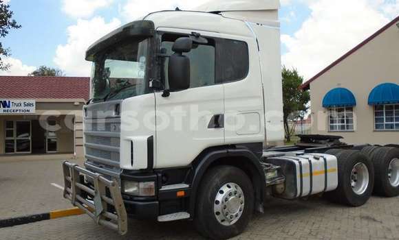 Acheter Occasion Utilitaire Scania R420 Blanc à Maputsoe, Leribe Acheter Occasion Utilitaire Scania R420 Blanc à Maputsoe, Leribe