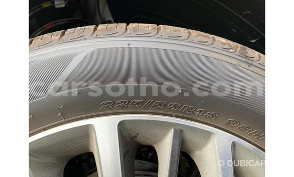 Buy Import Hyundai Tucson White Car in Import - Dubai in Maseru Buy Import Hyundai Tucson White Car in Import - Dubai in Maseru