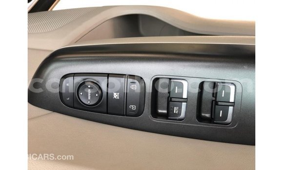 Sayi Imported Kia Sportage Other Mota in Import - Dubai a Maseru Sayi Imported Kia Sportage Other Mota in Import - Dubai a Maseru