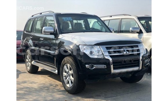 Sayi Imported Mitsubishi Pajero Black Mota in Import - Dubai a Maseru Sayi Imported Mitsubishi Pajero Black Mota in Import - Dubai a Maseru
