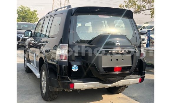 Sayi Imported Mitsubishi Pajero Black Mota in Import - Dubai a Maseru Sayi Imported Mitsubishi Pajero Black Mota in Import - Dubai a Maseru