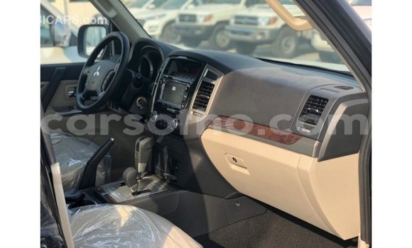 Sayi Imported Mitsubishi Pajero Black Mota in Import - Dubai a Maseru Sayi Imported Mitsubishi Pajero Black Mota in Import - Dubai a Maseru