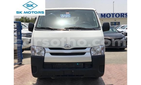 اشتري Imported Toyota Hiace White سيارة في Import - Dubai في Maseru اشتري Imported Toyota Hiace White سيارة في Import - Dubai في Maseru