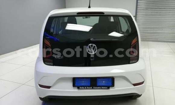 اشتري مستعمل Volkswagen up! Green سيارة في Maseru في Maseru اشتري مستعمل Volkswagen up! Green سيارة في Maseru في Maseru