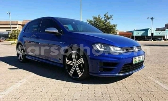 Buy Used Volkswagen Golf R Blue Car in Maseru in Maseru Buy Used Volkswagen Golf R Blue Car in Maseru in Maseru