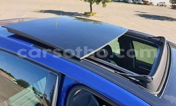 Buy Used Volkswagen Golf R Blue Car in Maseru in Maseru Buy Used Volkswagen Golf R Blue Car in Maseru in Maseru
