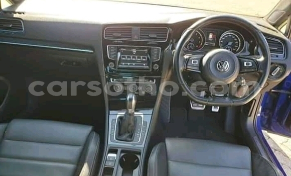 Buy Used Volkswagen Golf R Blue Car in Maseru in Maseru Buy Used Volkswagen Golf R Blue Car in Maseru in Maseru
