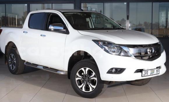 Buy Used Mazda BT-50 White Car in Maseru in Maseru Buy Used Mazda BT-50 White Car in Maseru in Maseru