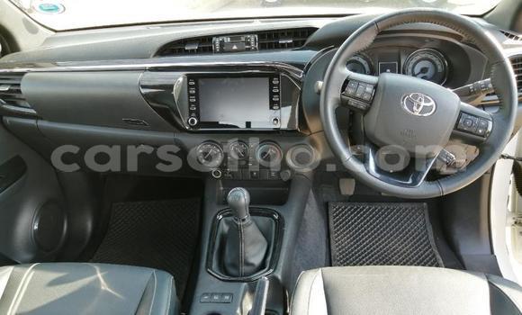 Buy Used Toyota Hilux White Car in Maseru in Maseru Buy Used Toyota Hilux White Car in Maseru in Maseru