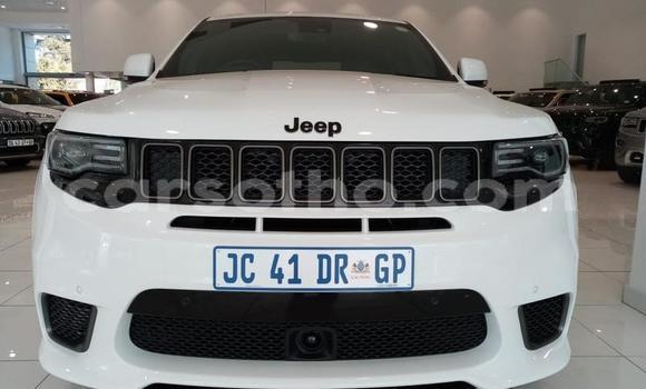 Buy Used Jeep Cherokee White Car in Maseru in Maseru Buy Used Jeep Cherokee White Car in Maseru in Maseru