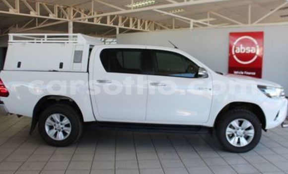 Acheter Occasion Voiture Toyota Hilux Blanc à Import - Dubai, Maseru Acheter Occasion Voiture Toyota Hilux Blanc à Import - Dubai, Maseru