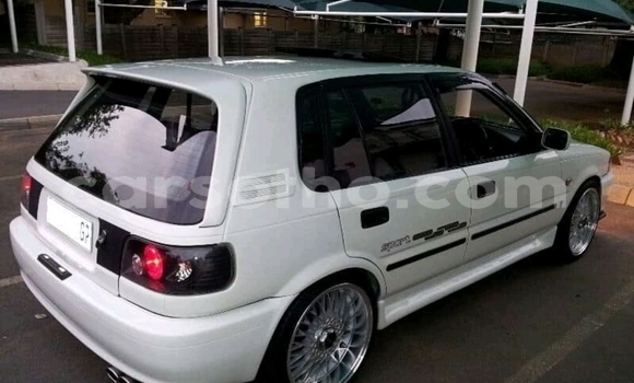 اشتري مستعمل Toyota T100 White سيارة في Maseru في Maseru اشتري مستعمل Toyota T100 White سيارة في Maseru في Maseru