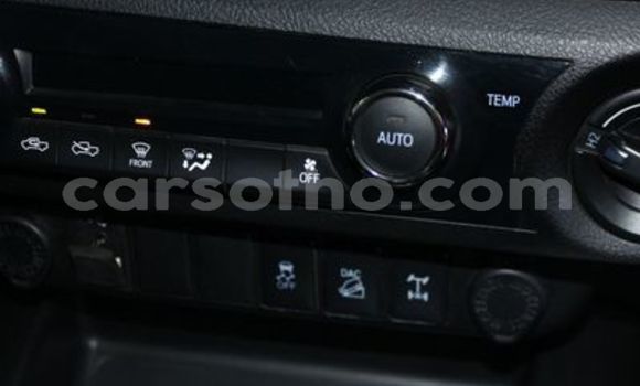 Acheter Occasion Voiture Toyota Hilux Blanc à Import - Dubai, Maseru Acheter Occasion Voiture Toyota Hilux Blanc à Import - Dubai, Maseru