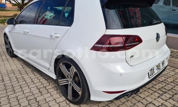 Acheter Occasion Voiture Volkswagen Golf R Blanc à Maseru, Maseru Acheter Occasion Voiture Volkswagen Golf R Blanc à Maseru, Maseru
