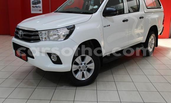 اشتري مستعمل Toyota Hilux Green سيارة في Maseru في Maseru اشتري مستعمل Toyota Hilux Green سيارة في Maseru في Maseru