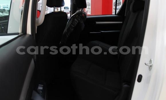 اشتري مستعمل Toyota Hilux Green سيارة في Maseru في Maseru اشتري مستعمل Toyota Hilux Green سيارة في Maseru في Maseru