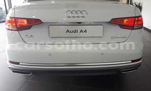 Sayi Na hannu Audi A4 White Mota in Import - Dubai a Maseru Sayi Na hannu Audi A4 White Mota in Import - Dubai a Maseru