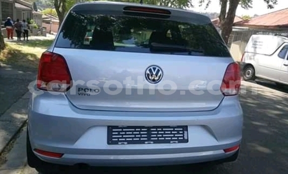 Sayi Na hannu Volkswagen Polo Silver Mota in Import - Dubai a Maseru Sayi Na hannu Volkswagen Polo Silver Mota in Import - Dubai a Maseru