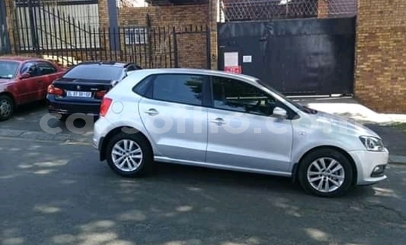 Sayi Na hannu Volkswagen Polo Silver Mota in Import - Dubai a Maseru Sayi Na hannu Volkswagen Polo Silver Mota in Import - Dubai a Maseru