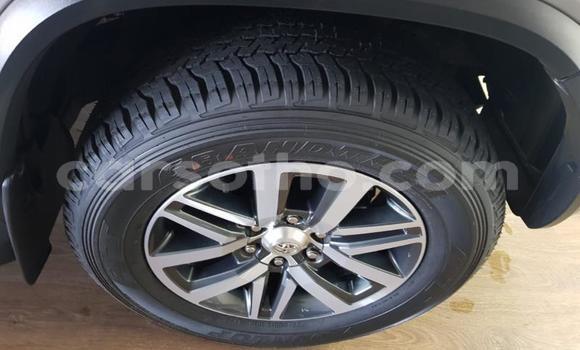 Acheter Occasion Voiture Toyota Fortuner Noir à Maseru, Maseru Acheter Occasion Voiture Toyota Fortuner Noir à Maseru, Maseru