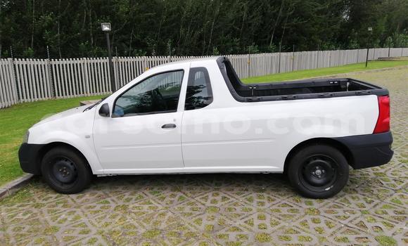 Acheter Occasion Voiture Nissan NP 300 Blanc à Mafeteng, Mafeteng Acheter Occasion Voiture Nissan NP 300 Blanc à Mafeteng, Mafeteng