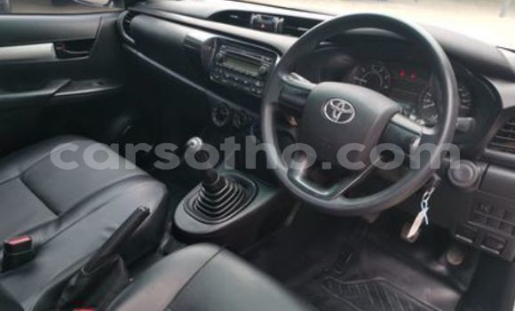Buy Used Toyota Hilux White Car in Maseru in Maseru Buy Used Toyota Hilux White Car in Maseru in Maseru