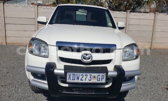 Buy Used Mazda BT-50 White Car in Maputsoa in Leribe Buy Used Mazda BT-50 White Car in Maputsoa in Leribe