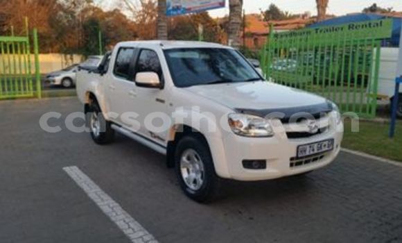 Sayi Na hannu Mazda BT-50 White Mota in Maseru a Maseru Sayi Na hannu Mazda BT-50 White Mota in Maseru a Maseru