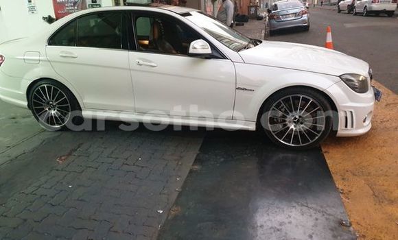 Buy Used Mercedes-Benz C–Class White Car in Maseru in Maseru Buy Used Mercedes-Benz C–Class White Car in Maseru in Maseru